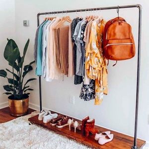 Meet your Posher, Holly